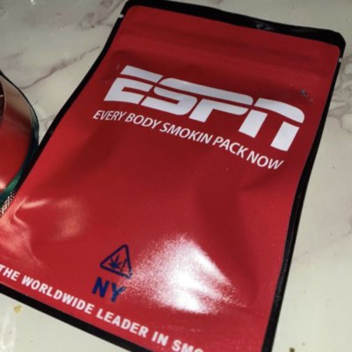 IsWazzupBackYet's tweet photo. @SG212MSG They got OG on ESPN for sure https://t.co/DezgK2oiav