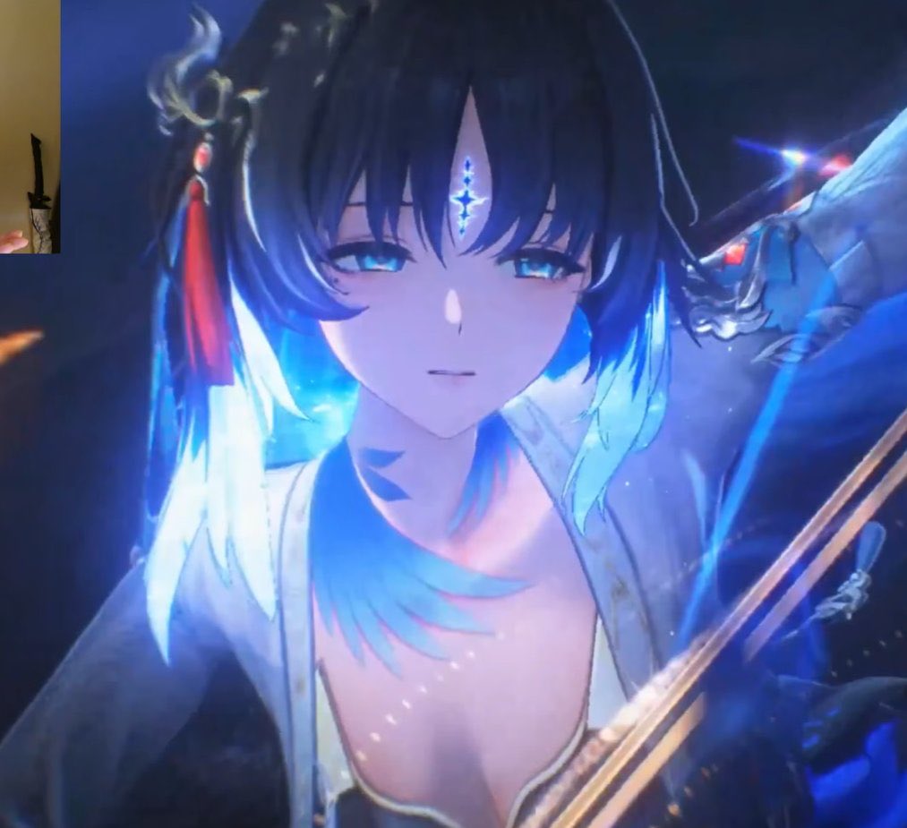 keikakudorii's tweet photo. Oh Yangyang’s Tacet mark looks like it mutated?

Maybe that could also be the reason why she have more feathers and blue color on her hair https://t.co/412GDr6CfX