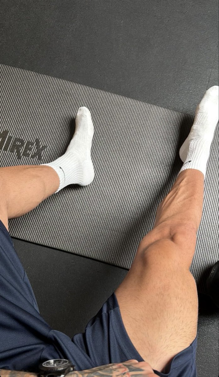 AndreasIT26_'s tweet photo. #gym caldo 🥵 https://t.co/Nh27sC1oKh