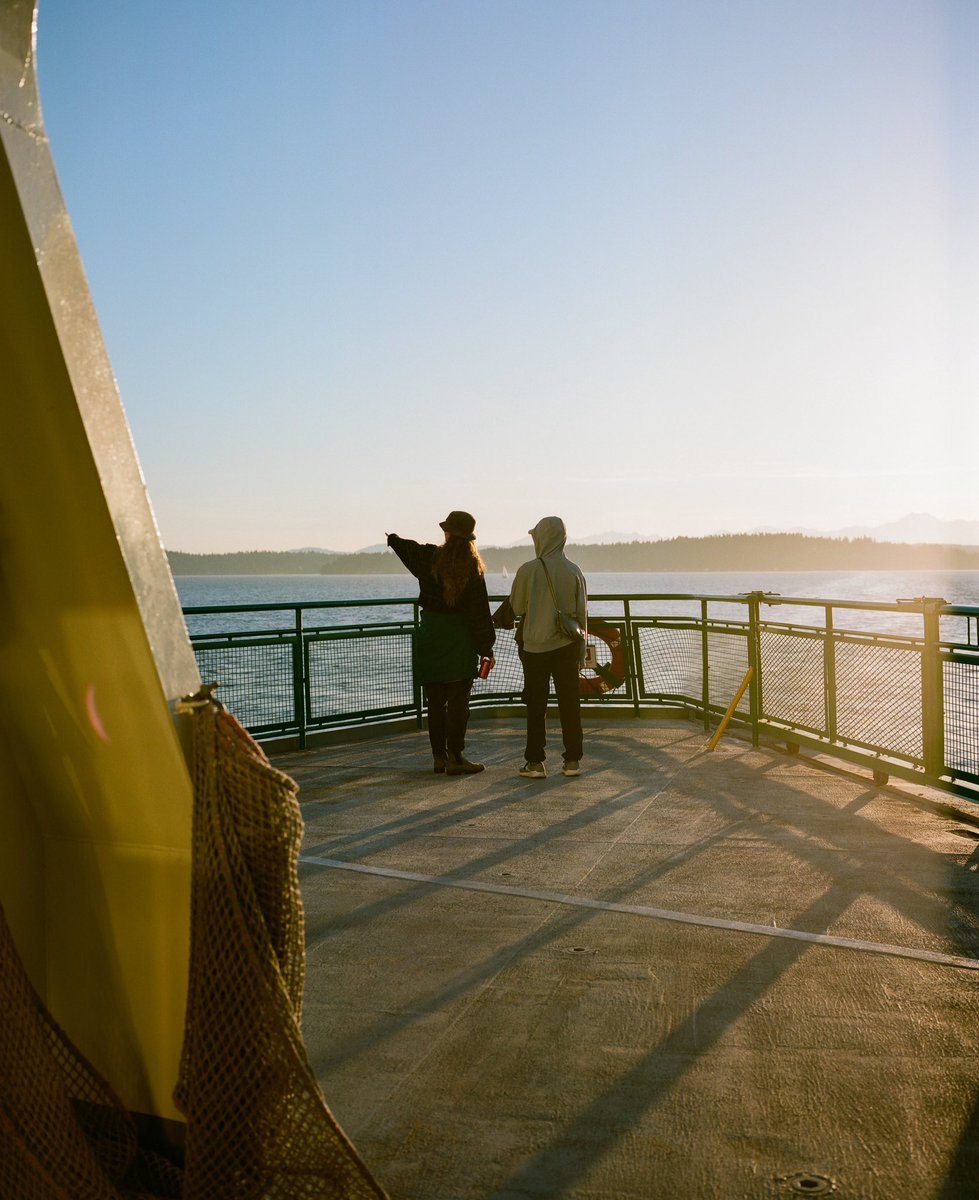 kristophershinn's tweet photo. Life rules, take the ferry https://t.co/HQIMGB8Uvg
