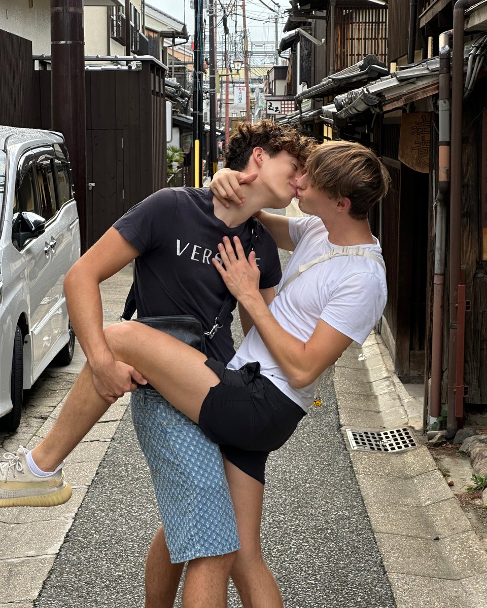 svandyboi's tweet photo. love! 🤍 https://t.co/VxeqgTELoO