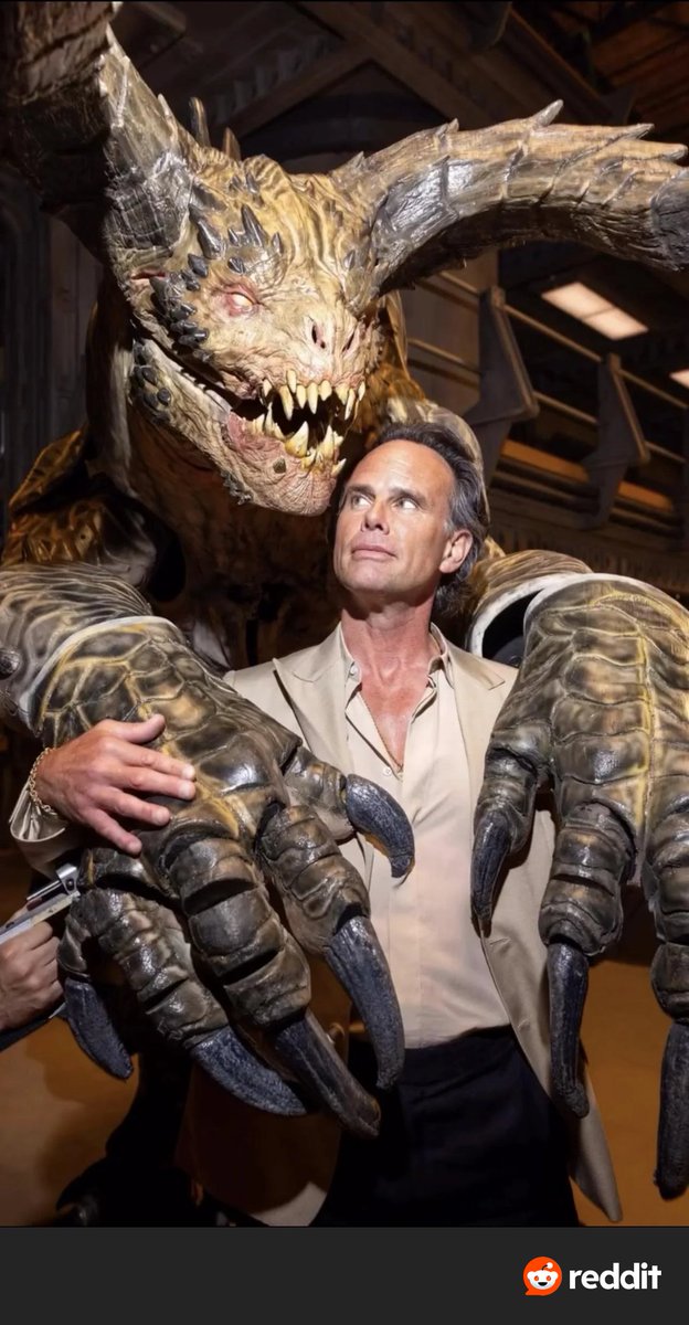 ElDistopista's tweet photo. Simplemente Walton Goggins.

Ya está ese es el tweet https://t.co/DVIKBHenB4