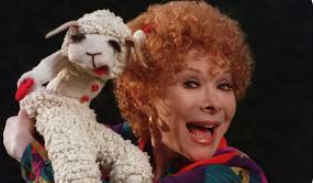 SquatchSycamore's tweet photo. @mazemoore That's Lamb Chop! https://t.co/9WdekhPKBF