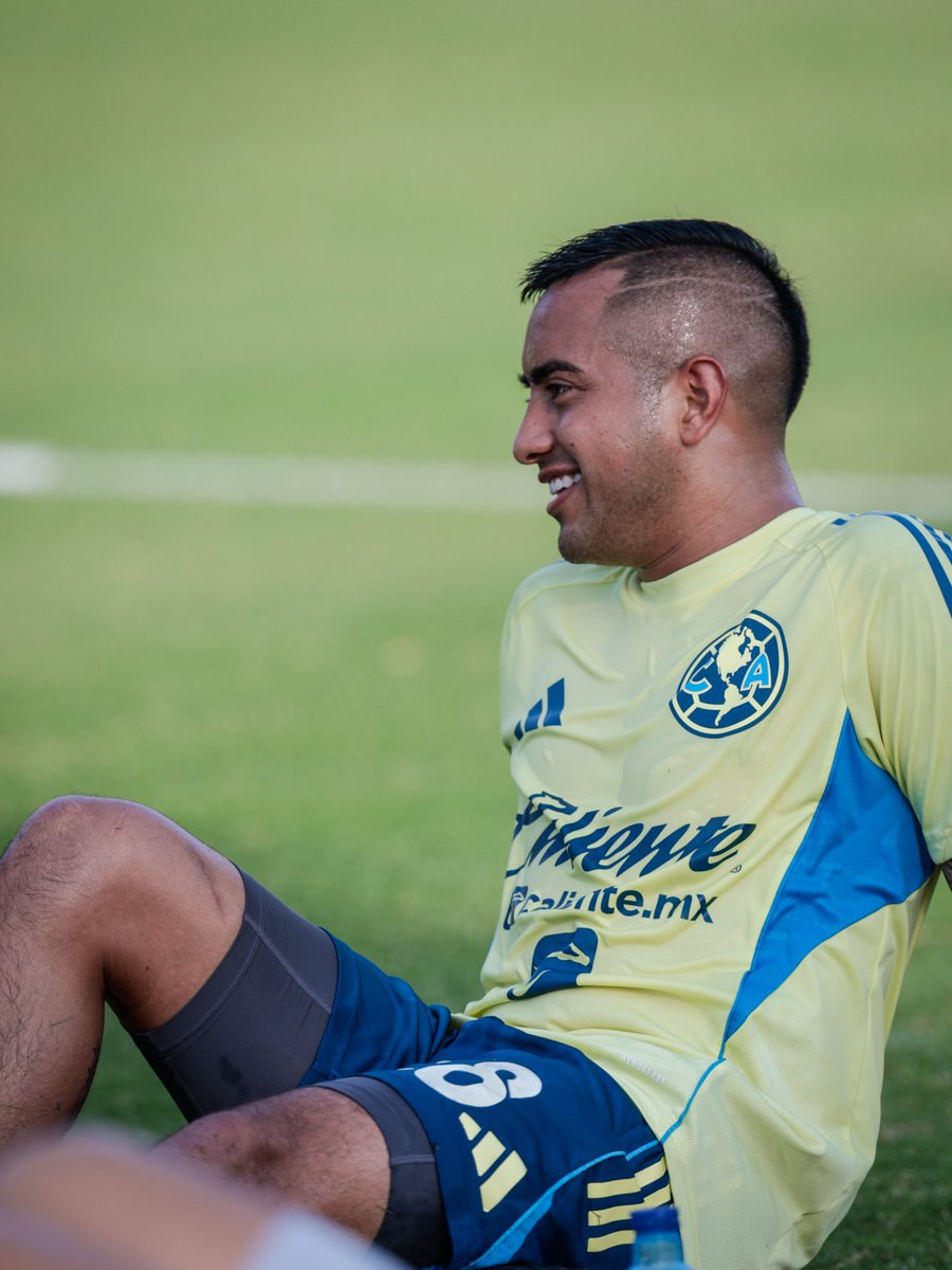 ClubAmerica's tweet photo. Arrancamos pretemporada 🦅⚽️
📍Marbella, España 🇪🇸 https://t.co/DH3wSfUGSQ