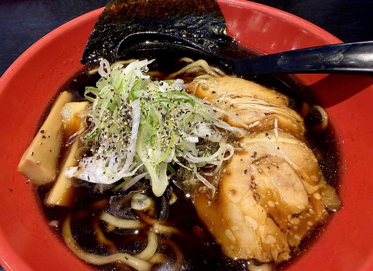 I67cm's tweet photo. ヒィ https://t.co/aSBet0NgRg
