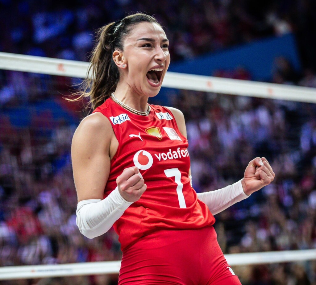 4Bir4Bir 🏐 tweet media
