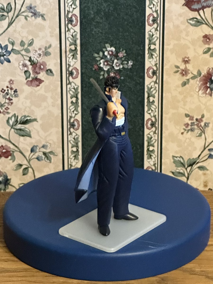 sofvimania2040's tweet photo. ［762］【剣桃太郎】
「エポック社」
《1色》
☆複数の言語を操る知力と数々の秘技を極める武力とを兼ね備えた文武両道の漢でした。
☆鯨の胃の中で生活し、無事に生還するという規格外のサバイバルを達成しました。
☆大太刀が、excellentです。
☆ああ授業中はよく居眠り、どんとはれ！
#宮下あきら https://t.co/HozM1MWpCN