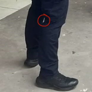 AlfredoJasiel05's tweet photo. @ShitpostRandom Recibió un disparo en la pierna el oficial. https://t.co/cqMJZTz1IZ