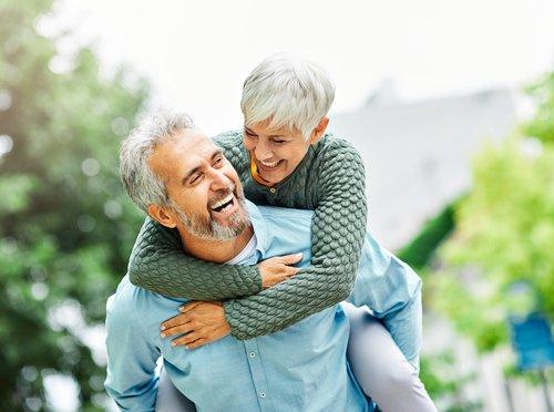 DavidPorterIG's tweet photo. Many retirees regret not saving enough or starting sooner, since both can shape their financial security and happiness later. https://t.co/8Nnoaj0iT1 https://t.co/NfuQWwCFqJ