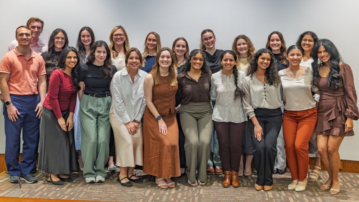 ValpoU's tweet photo. This year's Graduate Studies End-of-Year Celebration and Awards Reception was one for the books! Our campus honored new members into the Athenaeum honor society, as well as three Graduate Student Leadership and Service Award recipients. 

Read more: https://t.co/gDyqCDlcGN https://t.co/u2ZyURrJjY