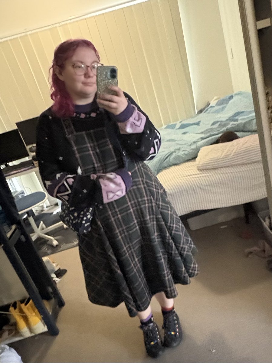 _Aegean__'s tweet photo. Actual ootd https://t.co/oGgxMUS0F2