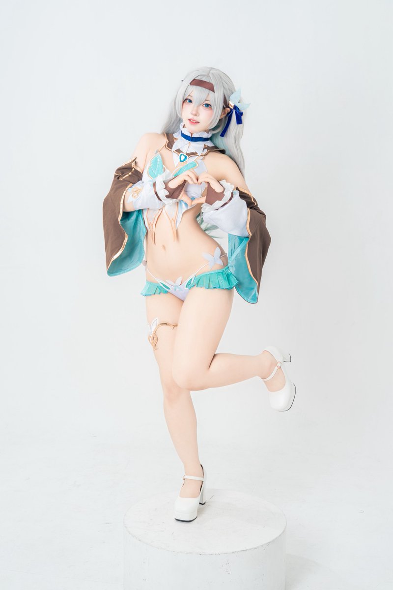 cosmongza's tweet photo. Firefly cosplay ⋰˚✩ https://t.co/6wnd0vRx4S