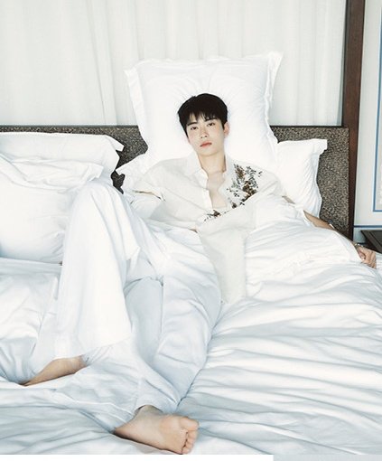 Kpopmalefeet1's tweet photo. Jaehyun (NCT) https://t.co/qJuVNbawIm