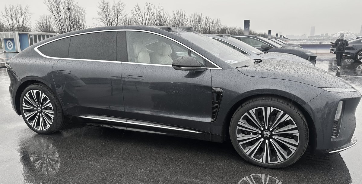 EV100P's tweet photo. @NIOGlobal $NIO ET9 - the OG Landjet! https://t.co/seNY8V0RNe