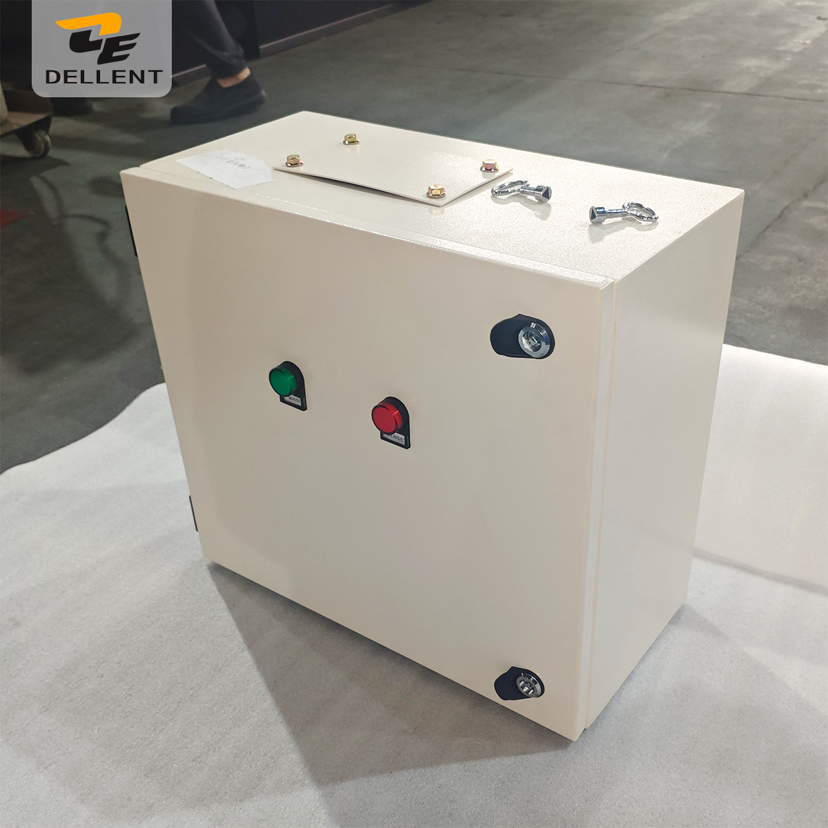DellentPower's tweet photo. 250A 4-Pole ATS control box. Built with high-quality AISIKAI to deliver uninterrupted power to industrial & commercial projects worldwide. 🌍 #Switchgear #AISIKAI #ElectricalEngineering #PowerBackup #IndustrialAutomation #ATS https://t.co/d1OYx0yPHA