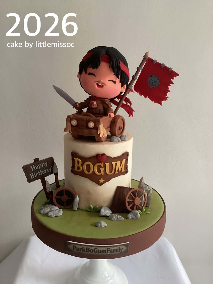 parkbogumfamiIy's tweet photo. #NewProfilePic  in time of BOGUMMY 's Special Day

We are so grateful for the amazing birthday cake made by littlemissoc for @BOGUMMY. 🎂 It was truly special. 😘

#616OfYouth #박보검 #ParkBoGum 
#HappyBogumDay #보검청춘독점일_616 https://t.co/DnF8cnQwMb