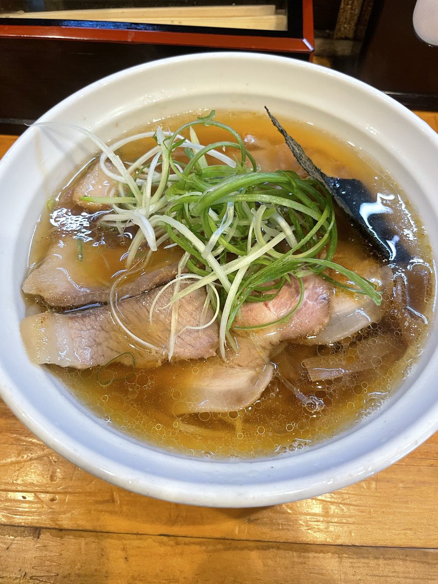 sakuyaomochi's tweet photo. 仕事終わったから飯食って今日こそSAO打ちに行く https://t.co/YSOLNkTSfm