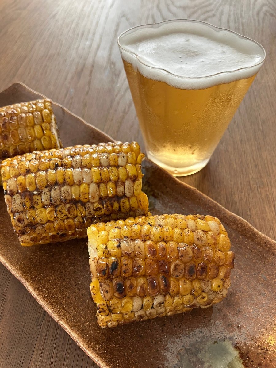 kewpie_official's tweet photo. レンジで加熱したとうもろこしは、そのまま食べるのはもちろん「バターしょうゆマヨ」で焼くのもおすすめ！😋 https://t.co/8LUPjTqpBA