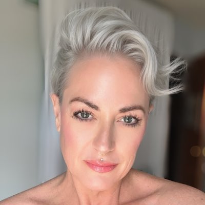 StacyElevated's tweet photo. #NewProfilePic https://t.co/OIjH2Fndtj