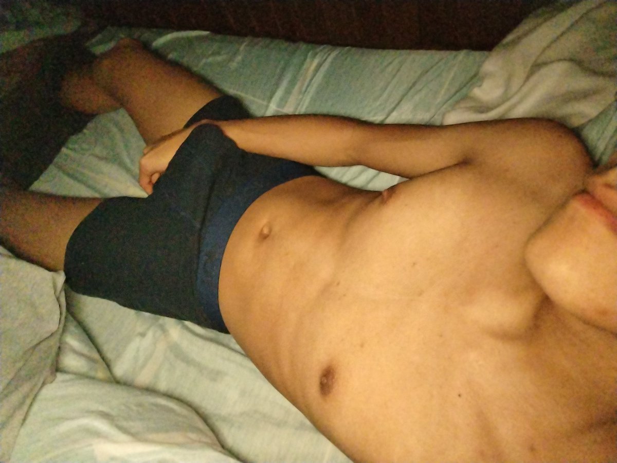 sebasssonlyy's tweet photo. Puta que soy calientee😈
Dmmm ⚔️ https://t.co/Gqqbv9CNaH