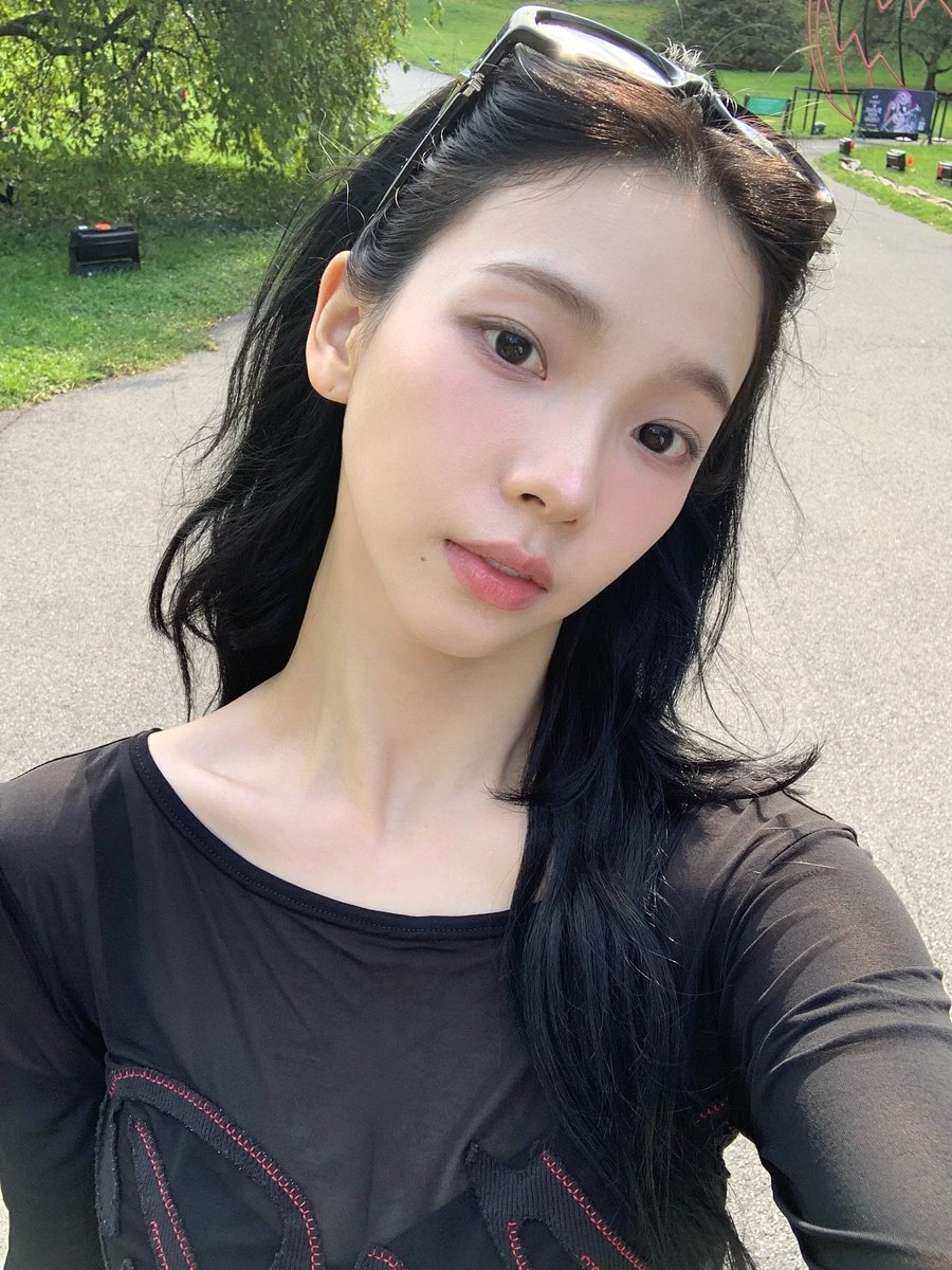 Lucy, 赵. tweet media