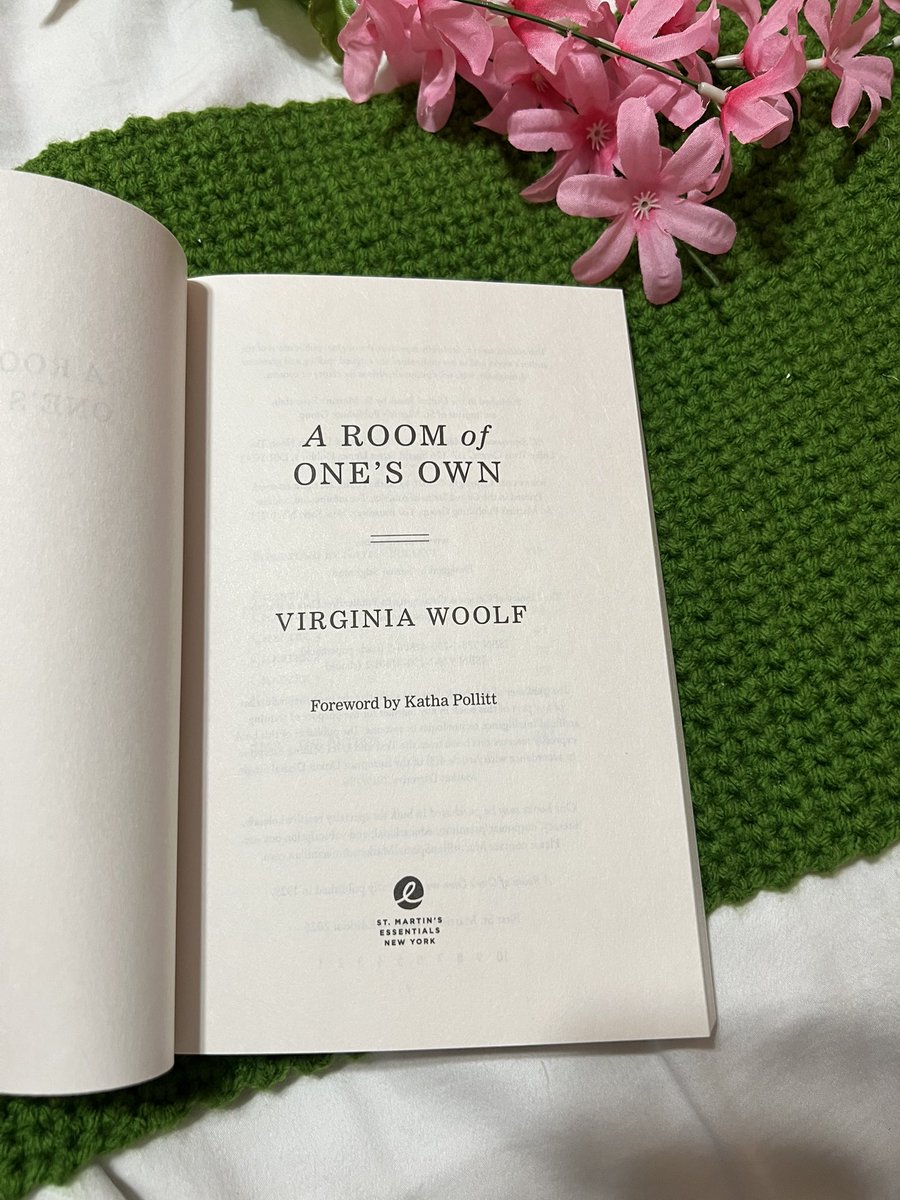 howusefulitis's tweet photo. Thank you @StMartinsPress #stmartinsessential #aroomofonesown #virginiawoolf #classicbook #classic #nonfictionbook #book #bookfeature #bookspotlight #booklover #bookworm https://t.co/0ttj9IOQdH