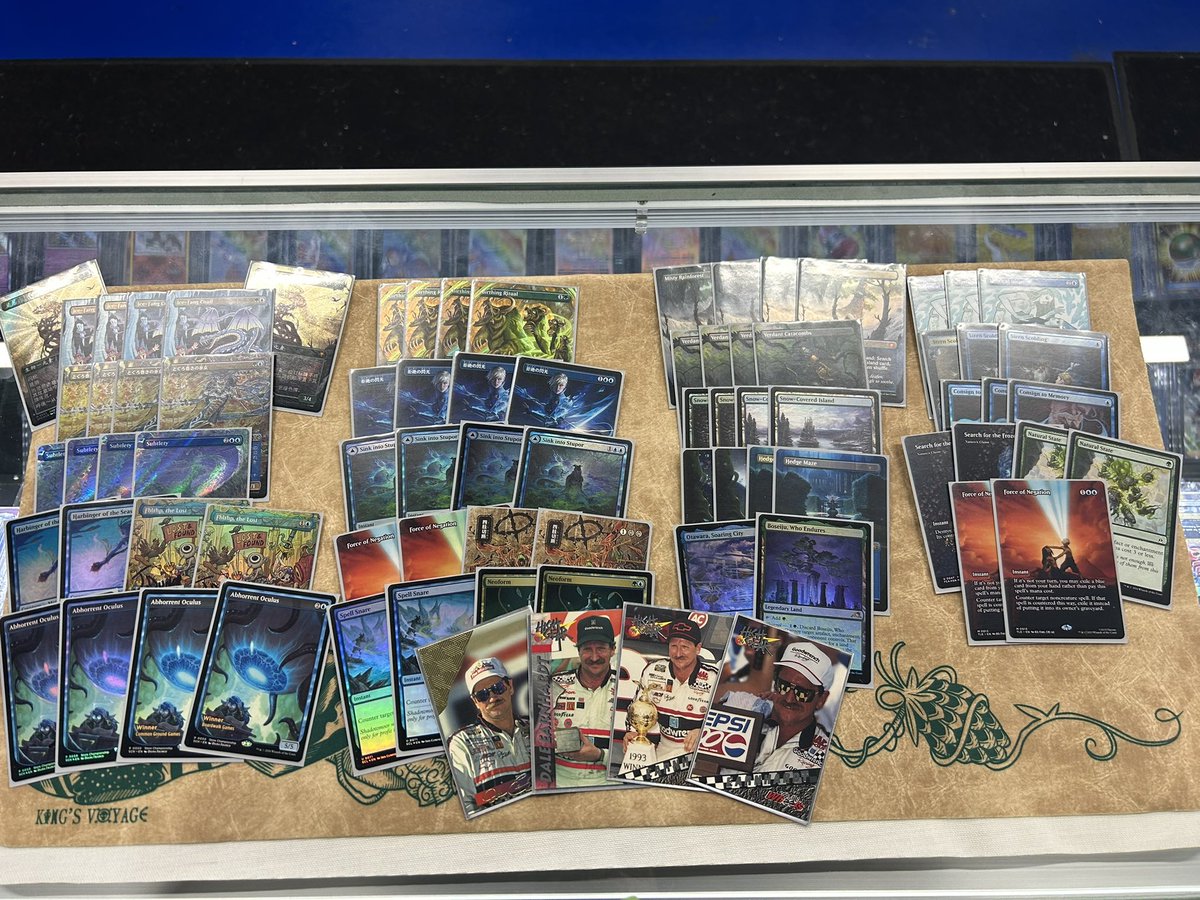 cx_delta's tweet photo. Got the blue paper (wasn’t handed one but oh well) with Simic broskis deck is so much fun got to hang with the real ones @BrentWaggonerBL 
@fireshoes for clout https://t.co/doQdjvPJ3p