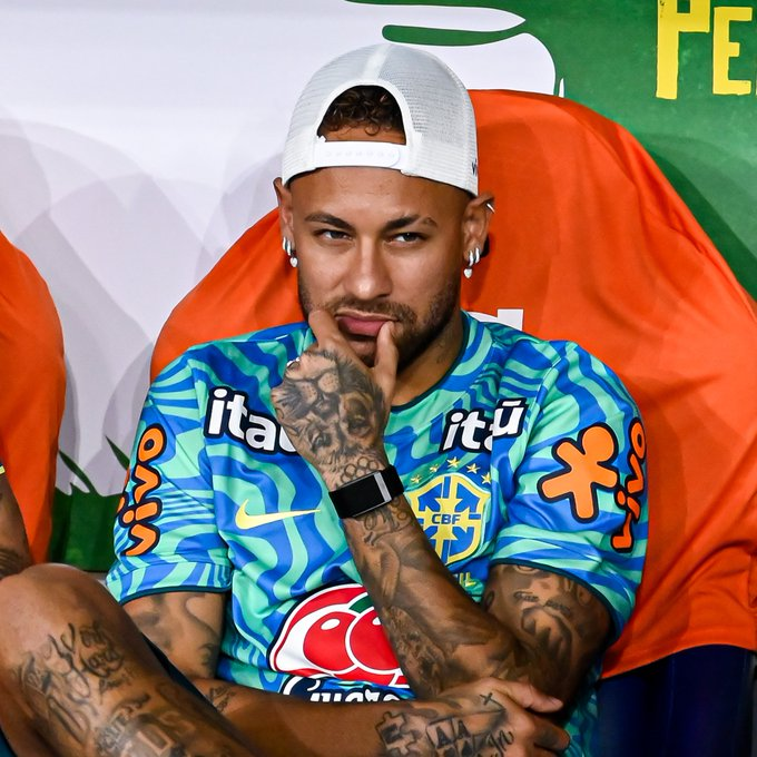 FutboolFichajes's tweet photo. ❌🇧🇷 NEYMAR JR. NO PODRÁ DISPUTAR LA FASE DE GRUPOS DEL MUNDIAL 2026 CON BRASIL. 

🤕 El delantero del Santos arrastra una lesión muscular, ya se perdió el debut contra Marruecos y está descartado para enfrentar a Haiti 🇭🇹 el próximo viernes. 

✅ Lo confirma @GoalBR