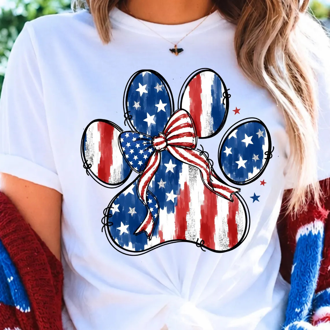 flyer_design0's tweet photo. Celebrate the 4th of July with this patriotic dog paw design featuring an American flag theme and festive bow. Perfect for dog lovers, pet parents, and patriotic apparel collections.

#4thOfJuly #DogLover #PatrioticDog #July4th #USA #DogMom #DogDad #PawPrint #TShirtDesign https://t.co/sAqDBTWak9