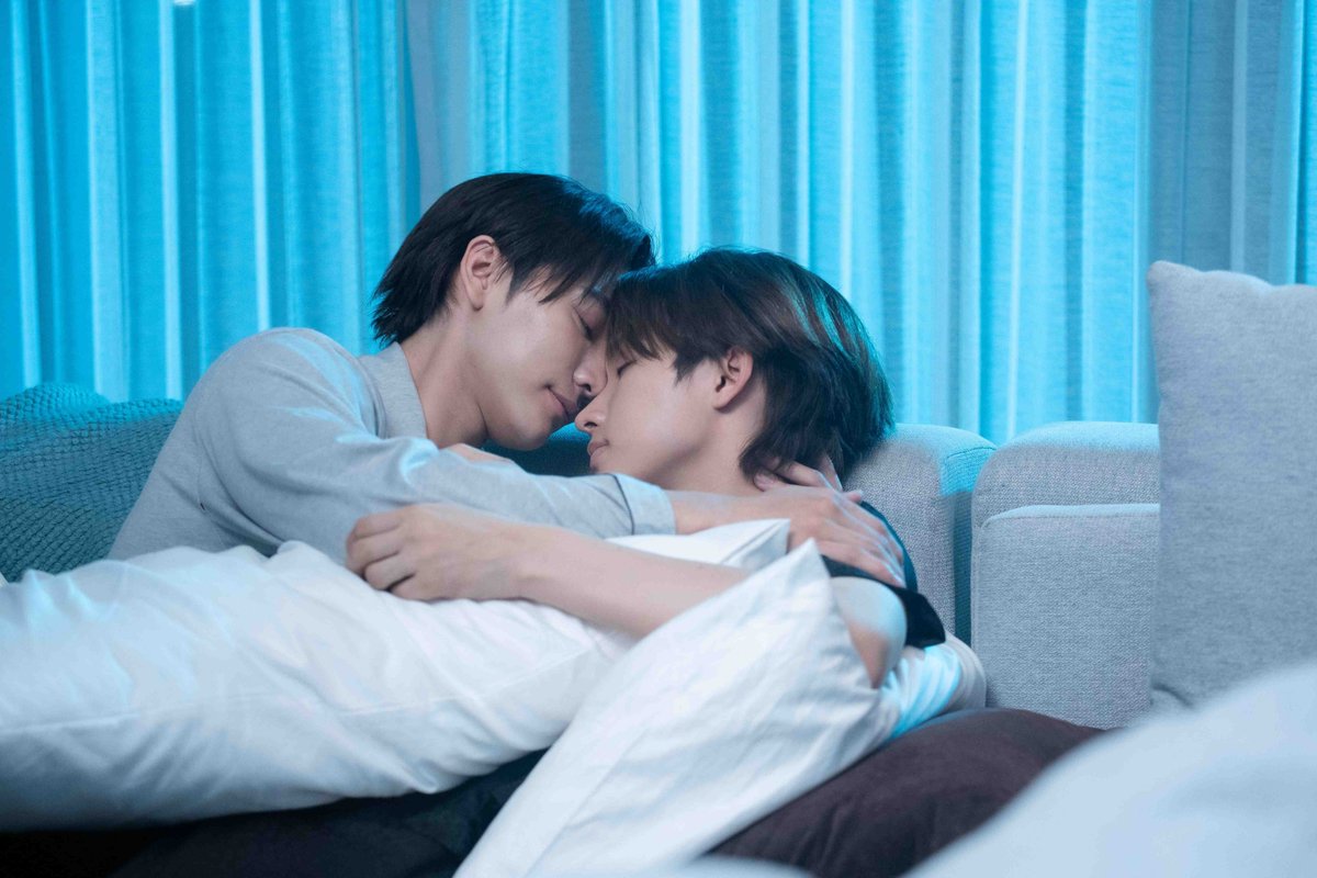 otpc_story's tweet photo. เปิดโหมดพิสูจน์รักแท้!! “เฮียฟู่-มูมู่” จับมือฝ่าด่านครอบครัวใน “พี่ฟากชอบเธอมู่”

#พี่ฟากชอบเธอมู่
#CrazyLoveMooMoo
#BlueandCo

อ่านข่าวเพิ่มเติมได้ที่ https://t.co/O3CG9GJq4I https://t.co/a4AnWzLNE7
