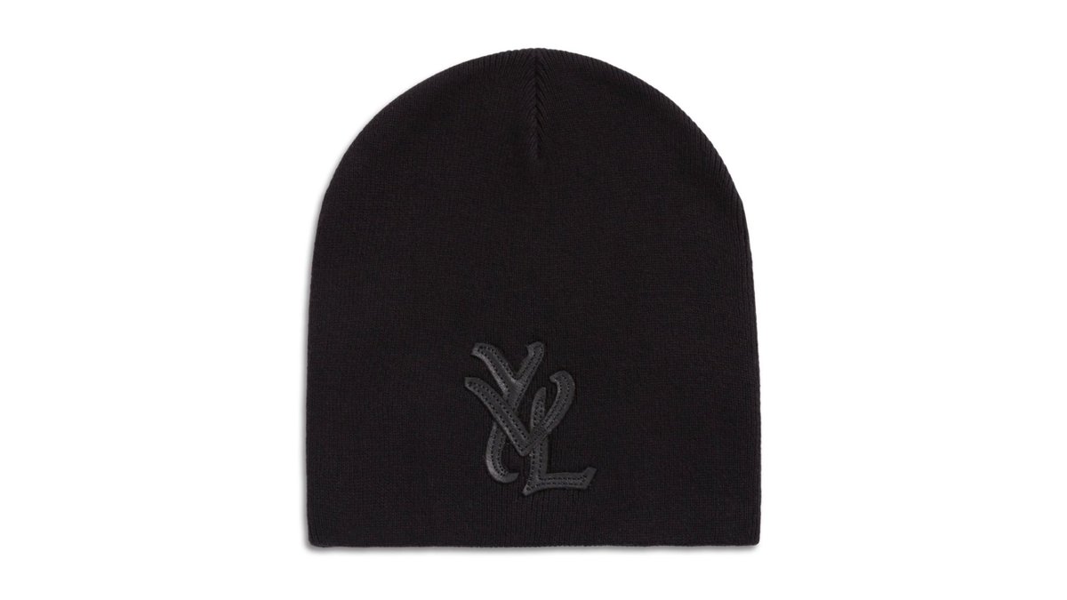 OvrPoweredMusic's tweet photo. 👤 PLAYBOI CARTI

📲 NEW YVL MERCH DROP

👕 POLOS
🧢 HATS
🎩 BEANIES
➕MORE https://t.co/7qjEKMpjrp