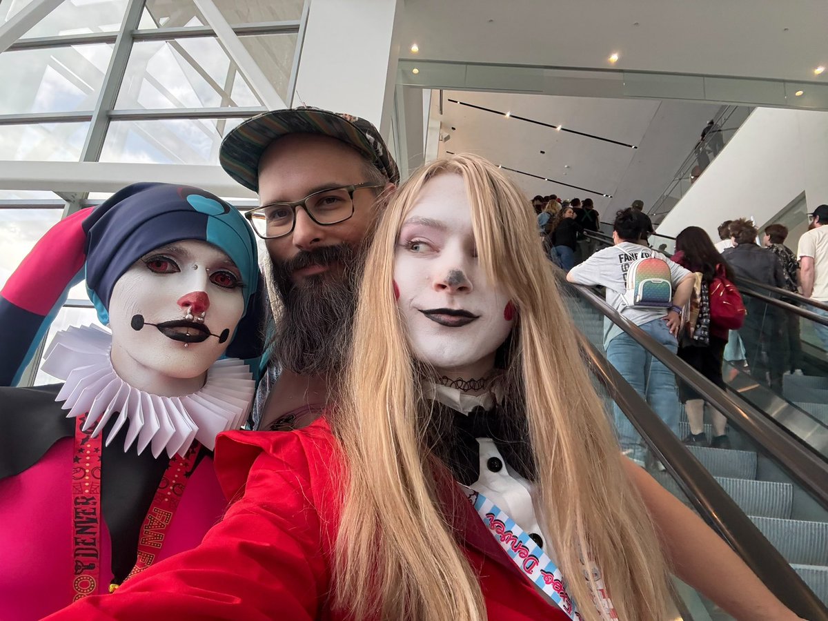 andrevblitz's tweet photo. More photos from the trip with @lunavixenxxx and @MaddieLoveFox ! I had so much fun with these two talented gals! https://t.co/GZoFoqopCV
