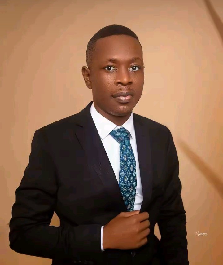 HonNoah93's tweet photo. With everything that's happening in Nigeria under APC you will never see Arewa youths saying anything or using their platforms to show support to those who are exposing the evil works of APC.
Seriously I am very disappointed in Arewa youths, The way they push saleem Goje case everywhere They can't Apply that same Energy to fight Against the bad government well so many of them are benefiting from APC low key, The car business and Real Estate some na APC money dey fund Them,
If we no stand well wahalayi Na Arewa go carry us go back, Am From Arewa too but that mentality my people get disgusting mindset, Gossips that's what they are very good in, All the people that are kpayinnggg in their state they will never talk about it, now we have a solution to Nigeria problems every body is forming blind, it's Alright you guys should continue it's very Nice way of living, that's why with All the political Giants we have and military Generals insecurity and Begging will never finish because we choose to be stupid people,
Keep it up una body go tell una...
Am proudly Arewa I don't do that shit,