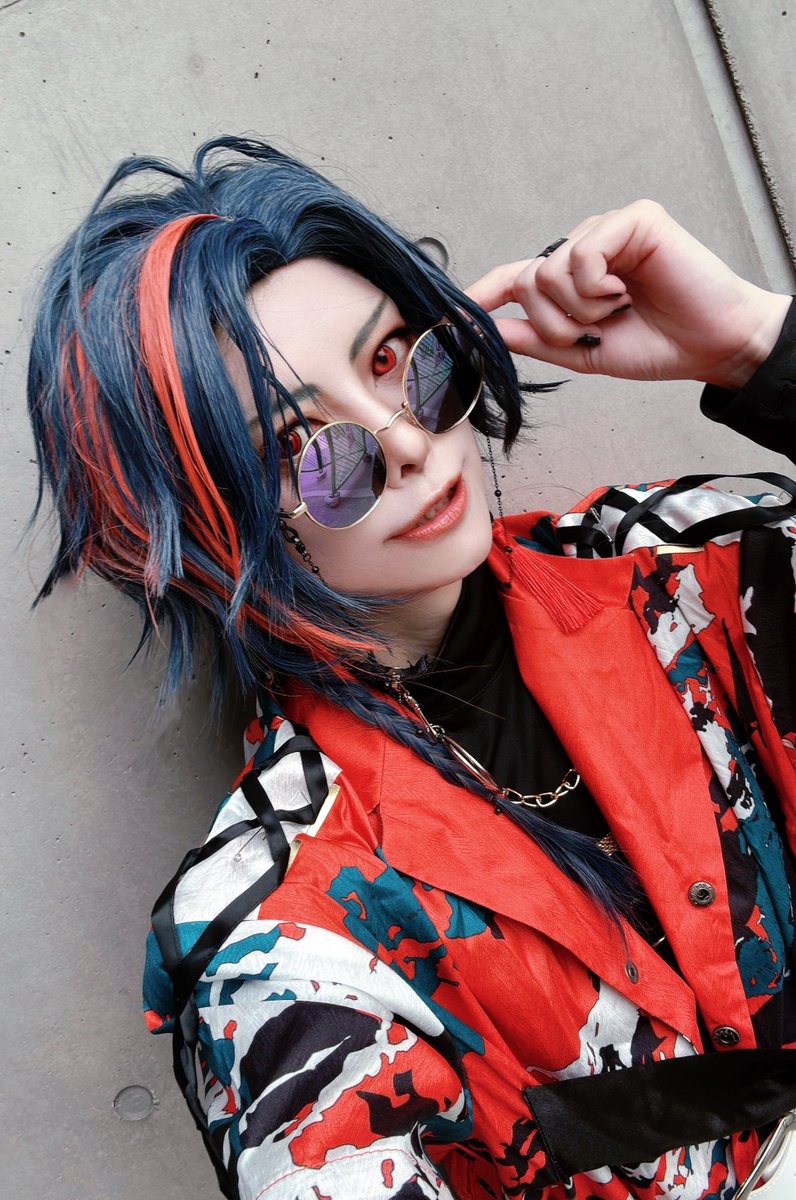 0221kikka's tweet photo. 遅ればせながら、先日のミヤオリお疲れ様でしたー❗️今回は🔑🐍で参加しておりました🙌

会場大盛り上がりで楽しかった〜❣️
命の水の差し入れもほまにありがとうございます🫶命助かる〜😭✨

#ミヤオリ
#miyacos https://t.co/obMpjHErz0