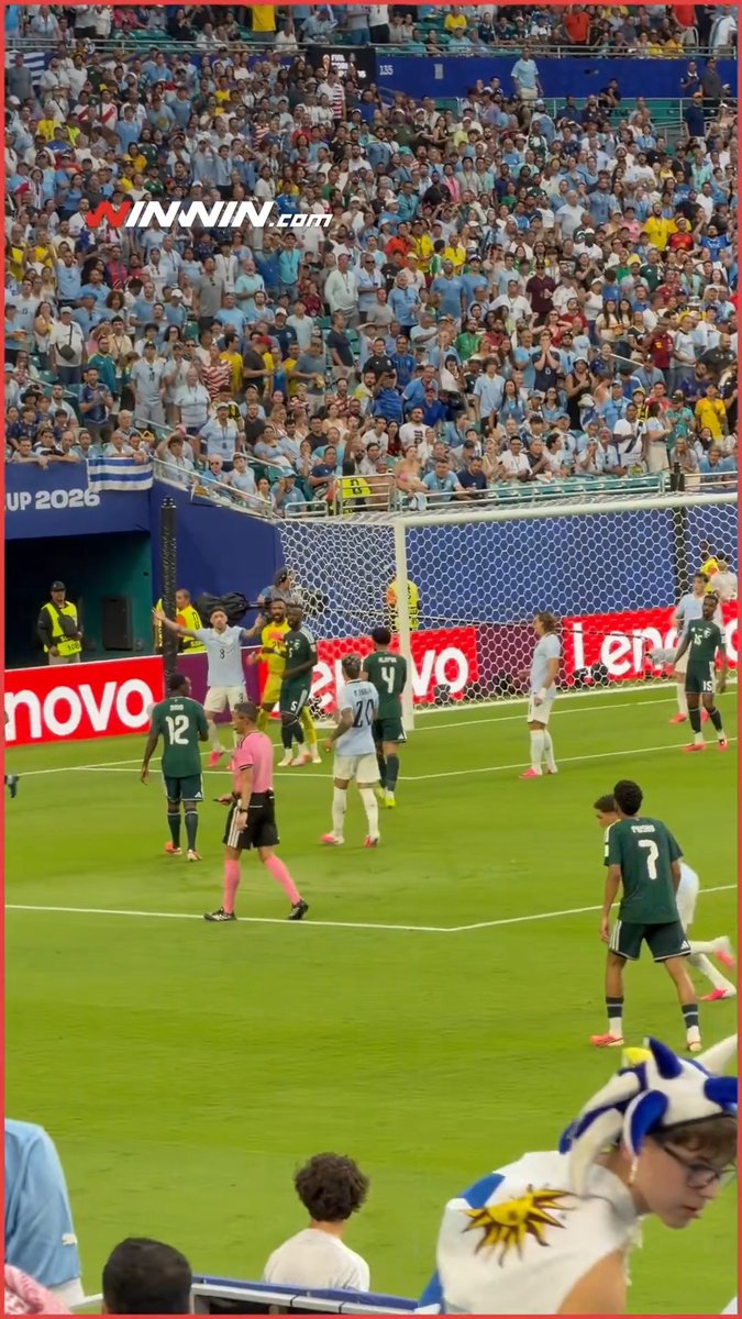 مطالبات من فالفيردي ولاعب منتخب أوروجواي بركلة جزاء والحكم لا يحتسب شيء 