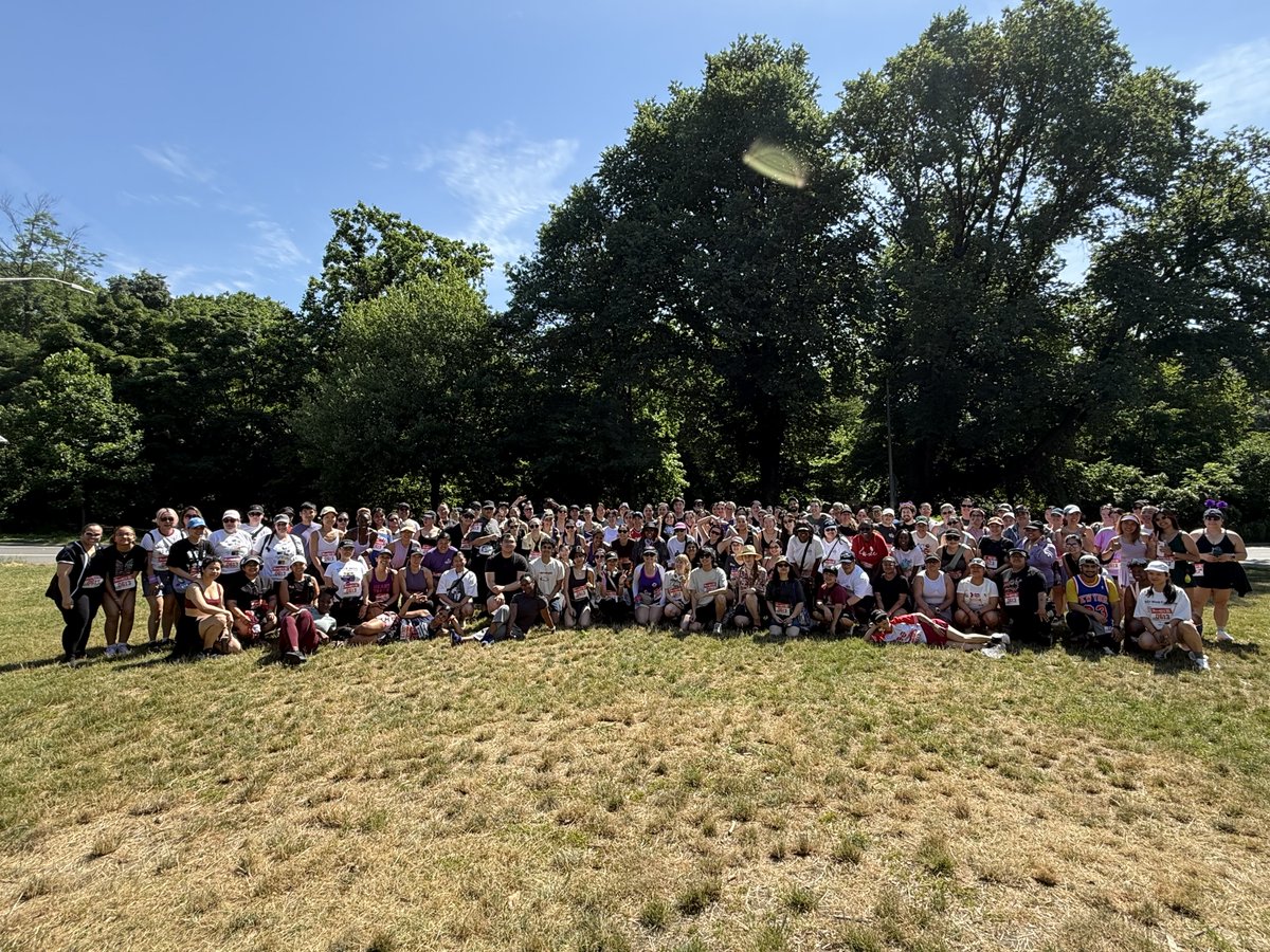 runBTS_5k's tweet photo. Yesterday was the 4th annual Run BTS 5k in NYC! We had a beautiful day and a crowd to match. Thank you to everyone who participated and all of our incredible volunteers!!! This event only works because of all of you! 💜🪭 Happy FESTA, and happy birthday @bts_bighit! https://t.co/qpWeMJT5Ak
