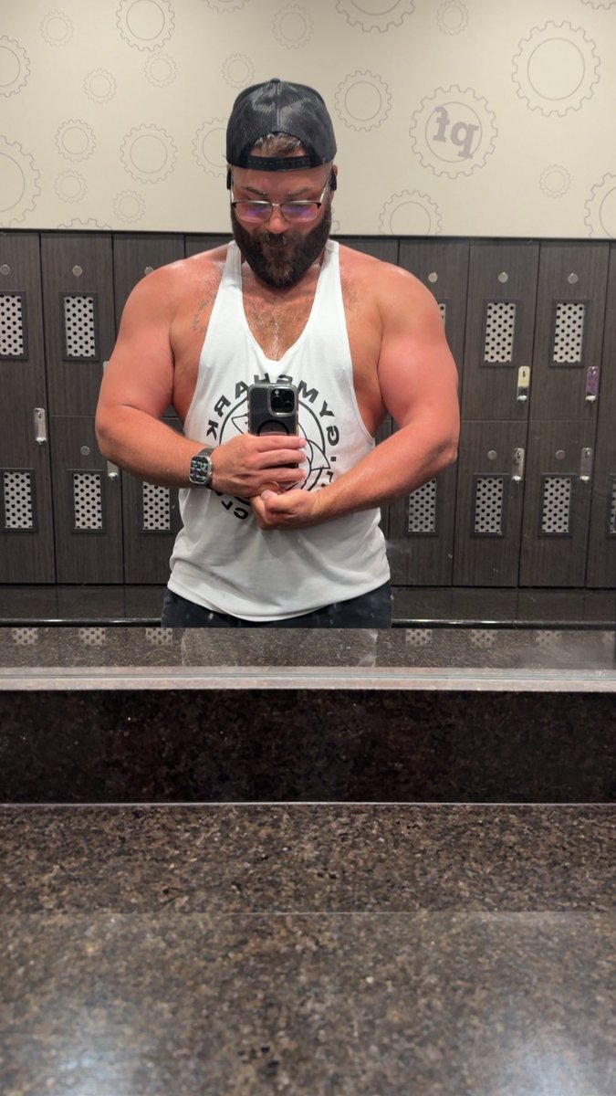 thickboykyle's tweet photo. Slowly making progress🤪💪🏽 https://t.co/RQiuhCBzoC