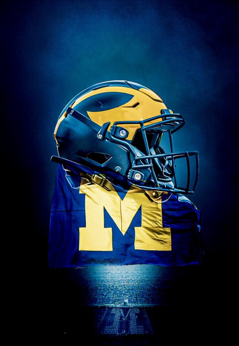 Cale_britt6's tweet photo. After a great conversation with @alexwutangham I am blessed to have been offered by @UMichFootball #GoBlue https://t.co/bVQTT9iLGx