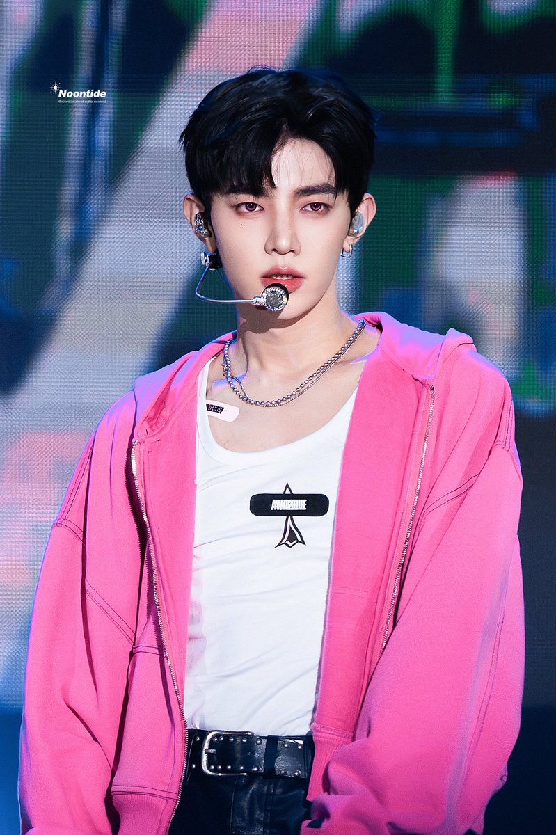 noontide_zh's tweet photo. 20260615

#장하오 #ZHANGHAO #章昊 
#앤더블 #AND2BLE https://t.co/0YnukfubTk