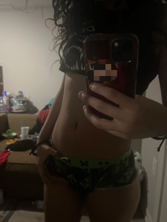 her98059's tweet photo. So hornyy🫩😩 #atx #austintx #bi #wlw #lmk #link #fuckme #cheatingkink #pawg 
#gooner #breedme #chudai #horny #austintexas #creampie #nsfwtwtً #nsfwtwť https://t.co/cshS488Hw3