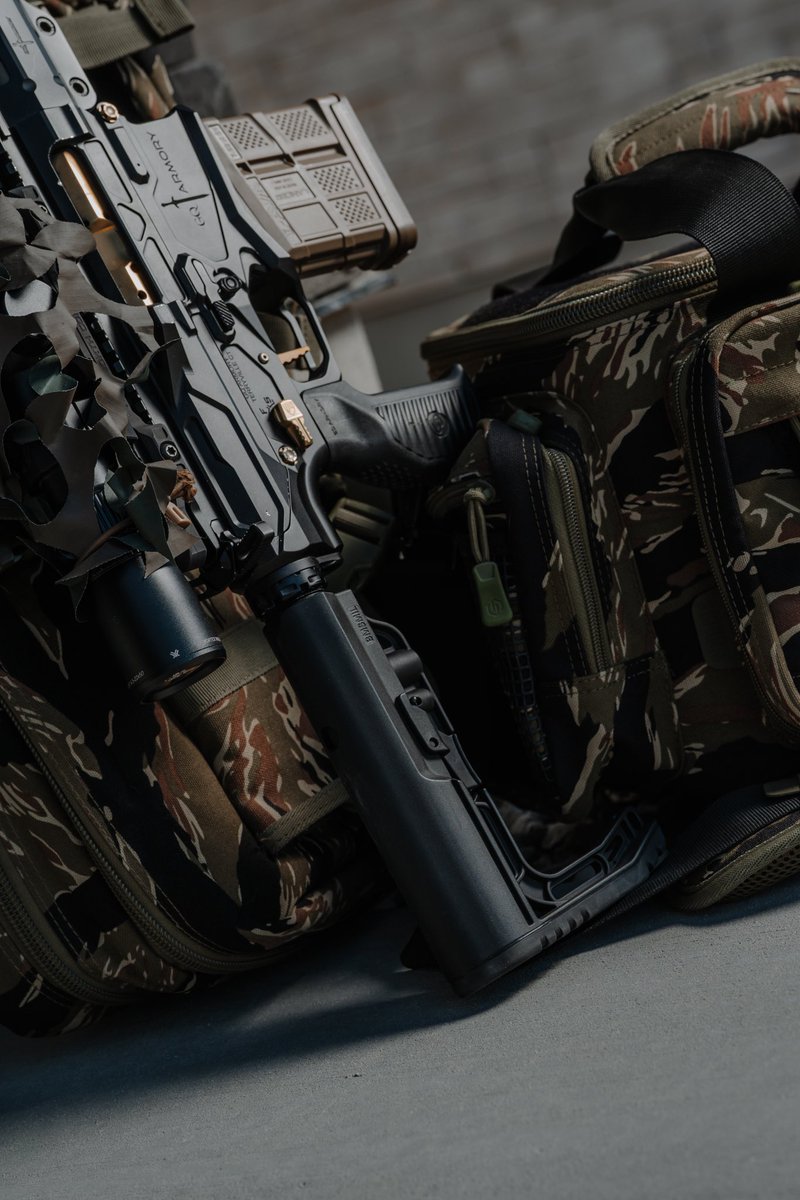 gqarmory's tweet photo. Insert Tiger King quote ___________ 🐅

#gq #tigerstripe #tigers https://t.co/I11oVKTWJA