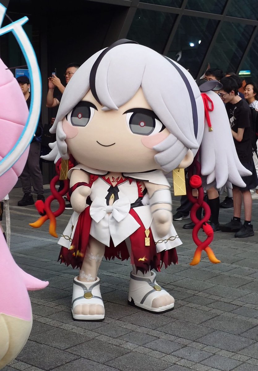 貓咪拿鐵 tweet media