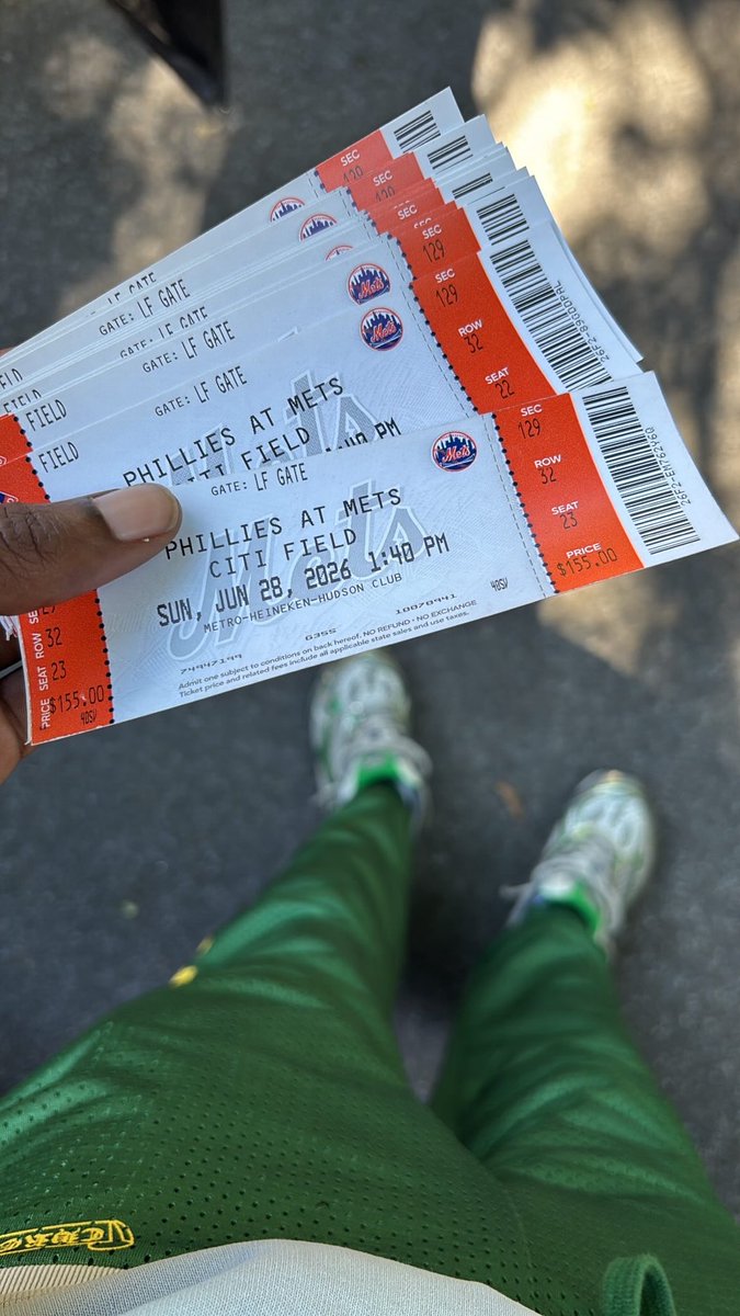 MitchBalla2's tweet photo. We out ? https://t.co/HcoqwZArV1