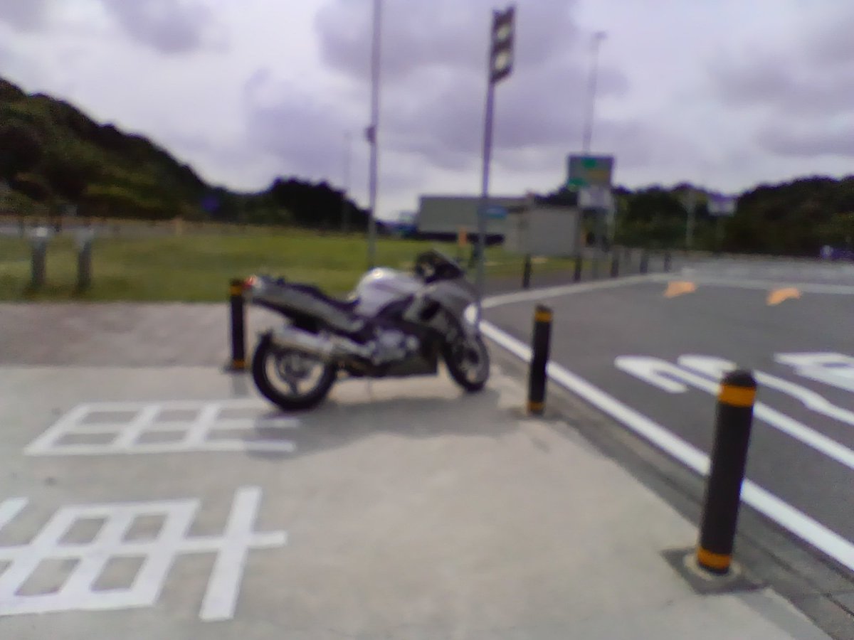 OsaTaroh's tweet photo. #無計画ツーリング　2日目
昨日は雨で豊橋 で足止めさらに西へ
知らない道でどこ行こう
中部より西は未知 https://t.co/7KdF5LdBgD