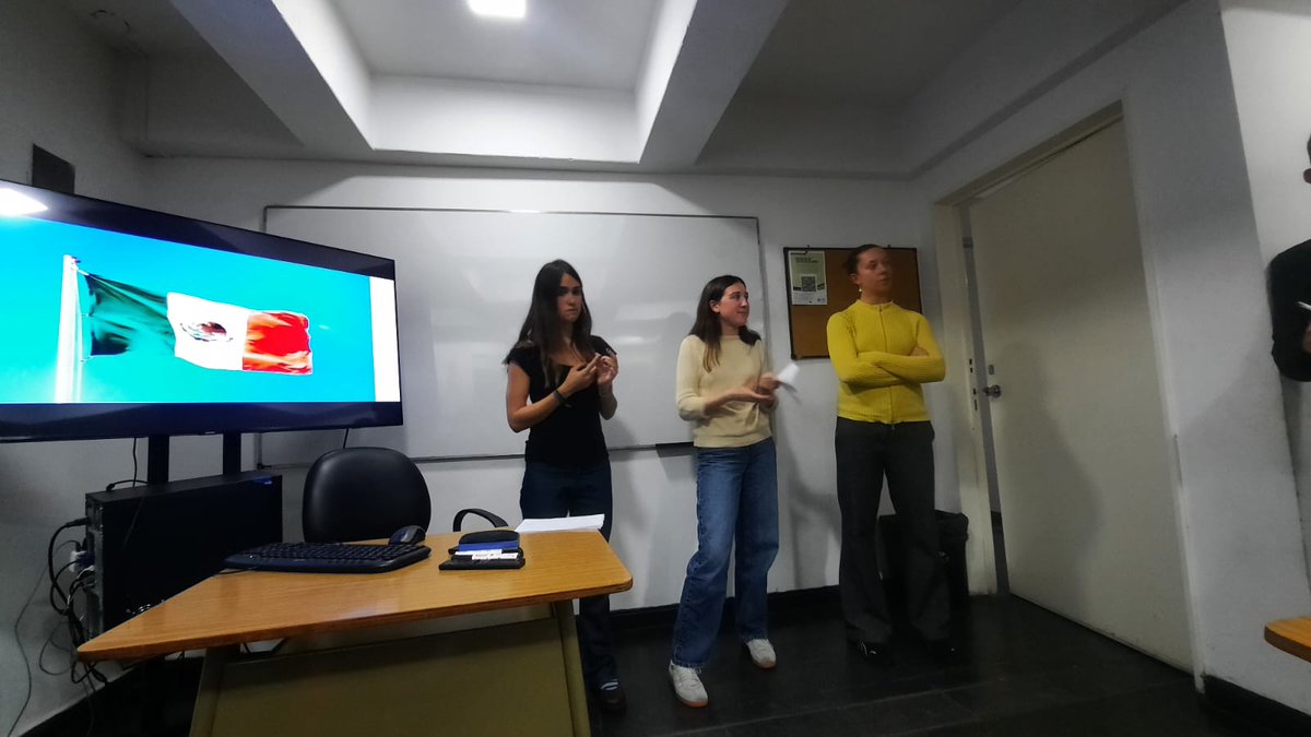 sdabreinche's tweet photo. Dos seminarios, dos marcos temporales, una misma lógica: analizar América Latina en profundidad eligiendo un país y siguiendo un hilo histórico desde el siglo XIX hasta hoy. https://t.co/KVXwlyVNyR