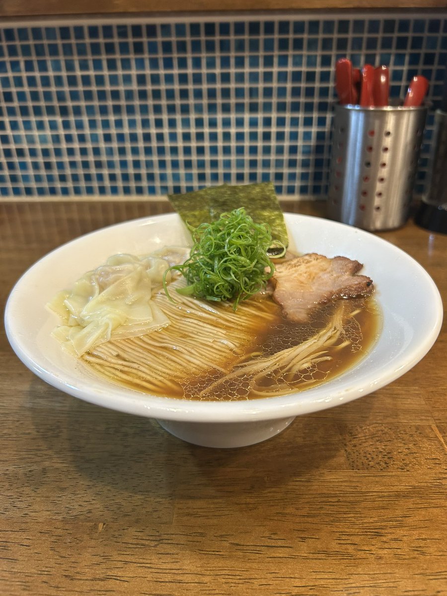 ito_chukasoba's tweet photo. おはようございます♪

晴れが良き良き☀️
今週宜しくお願い致します❗️

暑い日には冷やし豆乳担々麺🎐

ご来店心よりお待ち致しております‼︎

限定メニュー

冷やし豆乳担々麺🎐
山椒和え玉

https://t.co/o0MygIEjOE

#伊東中華そば
#成増ラーメン
#ラーメン https://t.co/nwFFONt8V9