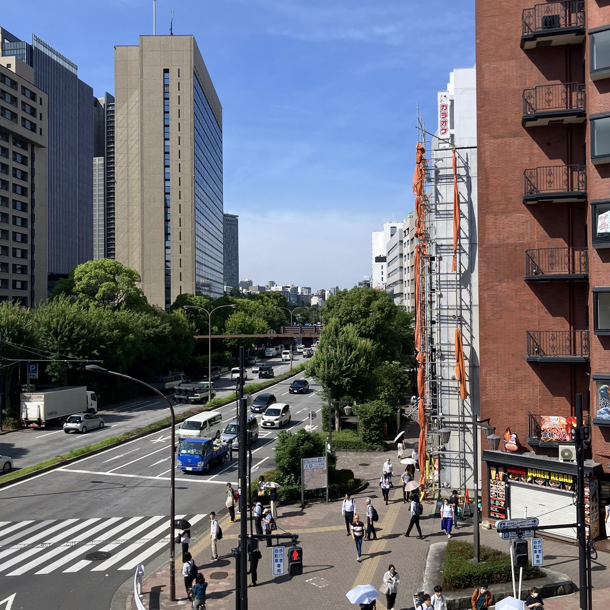 munekov's tweet photo. できひん約束はしたらあかんと思うわ🫤

#プロ伝書鳩的通勤一景 https://t.co/7hVLgU6TFd