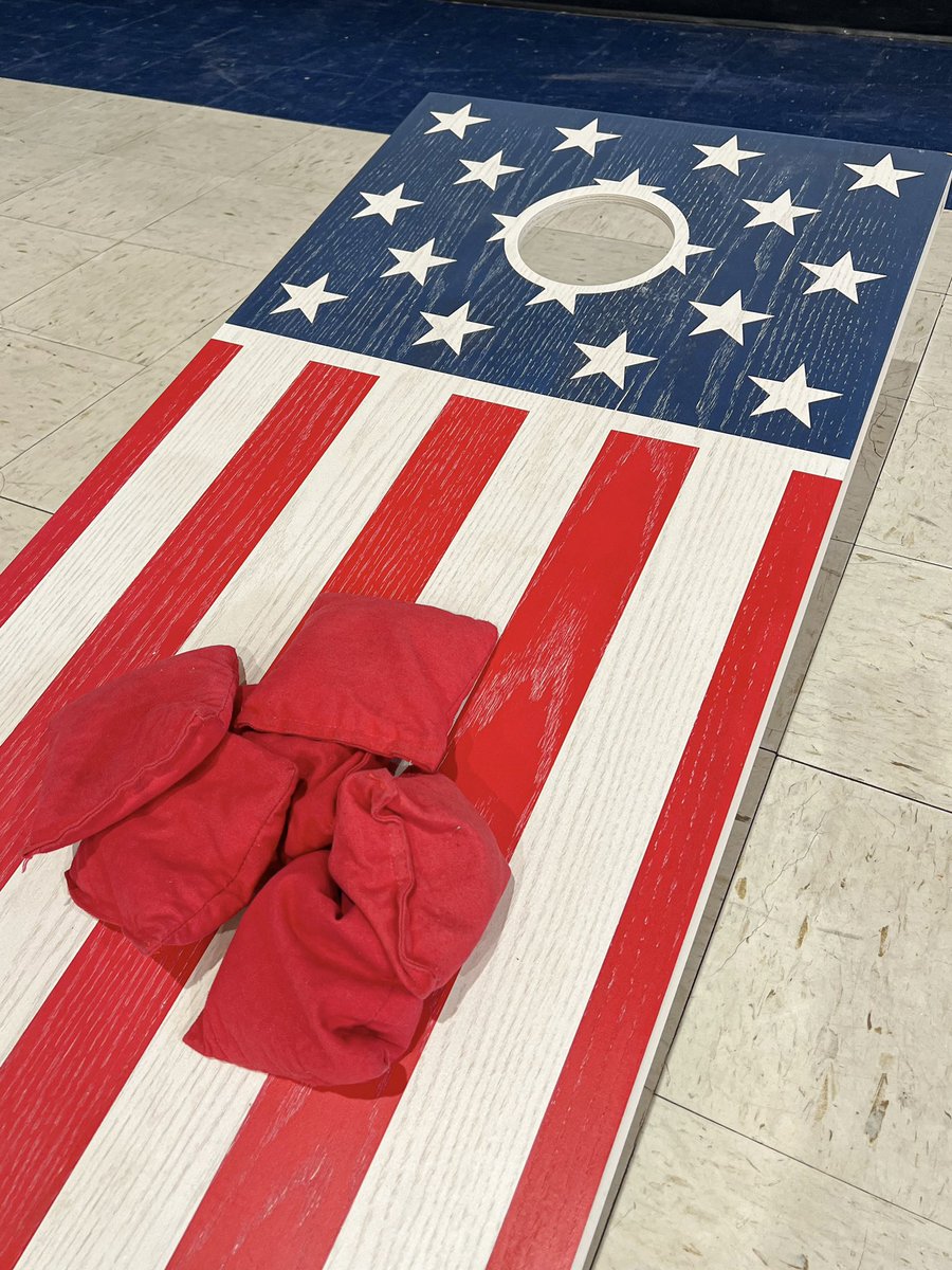 WhiteDriveBC's tweet photo. White Drive Students “Red, White, and Blue Night” 🇺🇸🌭🤪 https://t.co/m1ksZracG0