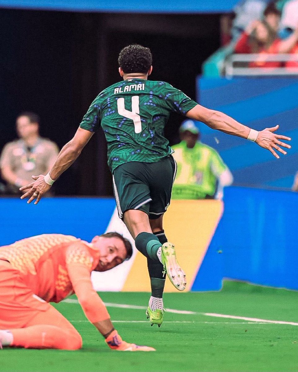 faisalalsaaif's tweet photo. 💚🇸🇦🇸🇦🇸🇦🇸🇦🇸🇦

يارب تكمل

 #السعوديه_الاوروغواي https://t.co/W5q9HOrHzk