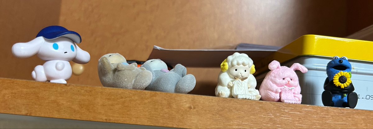 gume41's tweet photo. おはようございます！
今日はネタが特にありません！うちのガチャたちを並べました。
この前スンスンガチャひいたらひまわりスンスンが出たので歓喜です。
今日もゆるふぁい https://t.co/w7isMJ84c9